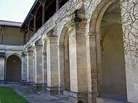 Le cloître, galerie sud (mai 2009).