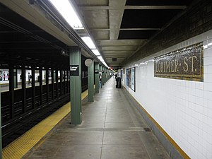 Lorimer Street BMT IMG 9155.JPG