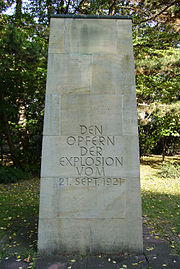 Oppauer Friedhof: Gedenkstein