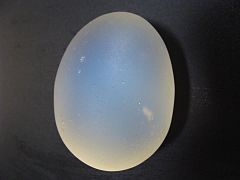 Moonstone, jeden ze tří červnových kamenů narození