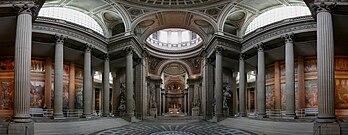 Vue panoramique de l’intérieur du Panthéon de Paris. De style néo-classique, il mesure 83 m de long et est classé comme monument historique. (définition réelle 2 647 × 1 024)