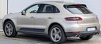 Rear view (Macan S)