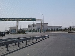 Zollstation an der Turkmenisch-Iranischen Grenze bei Artyk