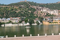 Bundi – Naval-Sagar-See mit Palast und Fort