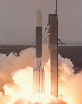 Delta 3910 rocket with SMM satellite.jpg