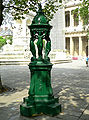 Fontaine Wallace place Saint-Sulpice à Paris (France).
