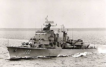 Jagaren HMS Gästrikland (J22).