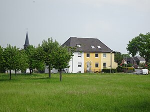 Düffelward, Rinderner Straße