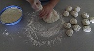 Making kulaç (dough balls)