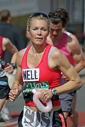 Nell McAndrew au marathon de Londres en 2009.