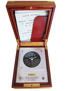 Omega 4.19 MHz (4194304 = 2 high frequency quartz resonator) Ships Marine Chronometer giving an autonomous accuracy of less than +- 5 seconds per year, French Navy issued, 1980. The second hand can advance in
1/2-second increments for optimal timing of celestial objects' angle measurements. OMC ships clock.jpg