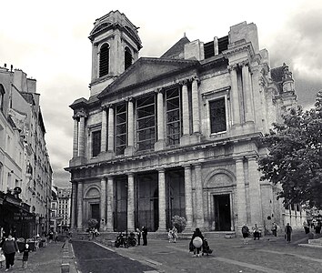 Le no 2 : façade de l'église Saint-Eustache, côté rue du Jour.