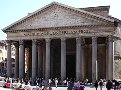 http://upload.wikimedia.org/wikipedia/commons/thumb/9/90/Pantheon_rome_2005may.jpg/250px-Pantheon_rome_2005may.jpg