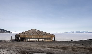 10/10: Cabana Discovery, a l'illa de Ross, construïda el 1902 per l'expedició Discovery a les regions de l'Antàrtida.