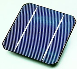 Record achieved with low-cost solar cells