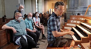 Tobias Frank an der Steinmeyer-Orgel