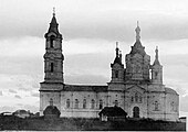 Каменная церковь Архангела Михаила. Здание открыто для богослужения в 1912 году