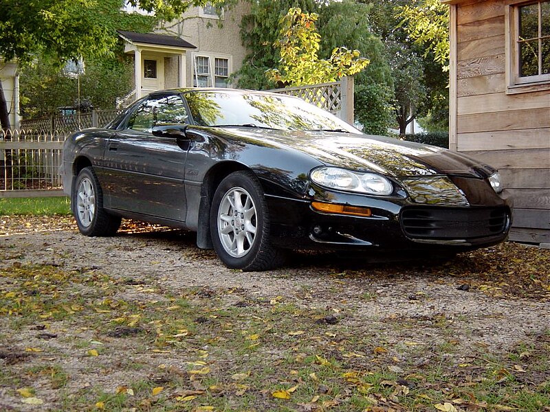 File:2002 Camaro Z28.jpg