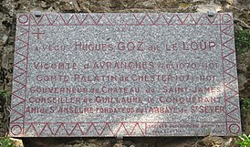 Мемориальная доска в честь Гуго в Авранше