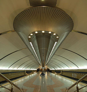 Boryspilska metro station Kiev 2011 01.jpg