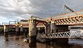 Caledonian_Railway_Bridge,_Glasgow,_Scotland_08