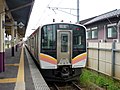 停車中のE129系