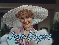 ג'ין הייגן בסרט "שיר אשיר בגשם", 1952