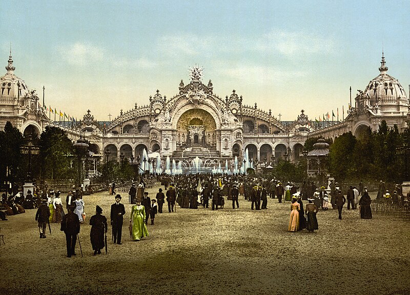 Le Chateau d'eau and plaza, Exposition Universal, 1900, Paris