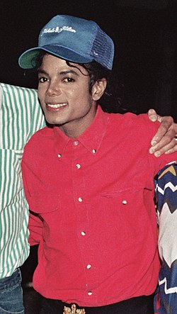 http://upload.wikimedia.org/wikipedia/commons/thumb/9/91/Michael_Jackson_(1988).jpg/250px-Michael_Jackson_(1988).jpg