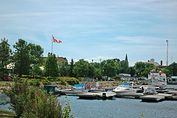 English: Quay of Kenora, Ontario.