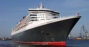 Queen Mary 2 v přístavu Hamburk