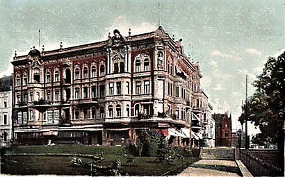 Building in 1910 with its original gables
