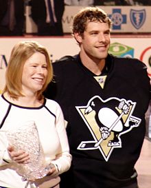 Conklin is honored as the Penguins nominee for the Masterton Trophy during a pregame ceremony in April 2008. Ty Conklin Masterton Nominee 2008-04-02.JPG