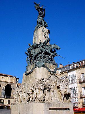 Vitoria - Plaza de la Virgen Blanca 10.JPG