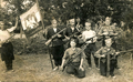 Четници са пуковском заставом Југословенске војске из Велике Сејанице