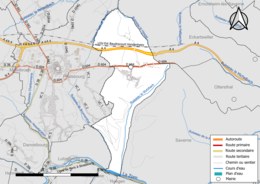 Carte en couleur présentant le réseau hydrographique de la commune