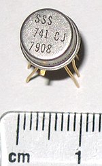 Miniatura para Amplificador operacional