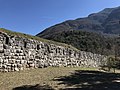 Vista del muro di cinta meridionale della batteria superiore.