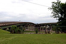 Hugh R Thomas Bridge, Tuscaloosa, Alabama - 20030426.jpg