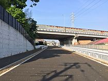 保土ヶ谷バイパス高架下道路、整備後の状況（2017年5月時点でこの部分の整備は完了しているが未開通）