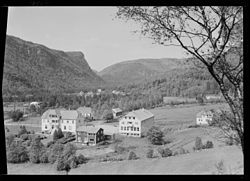 View of a Kvås farm (1953)