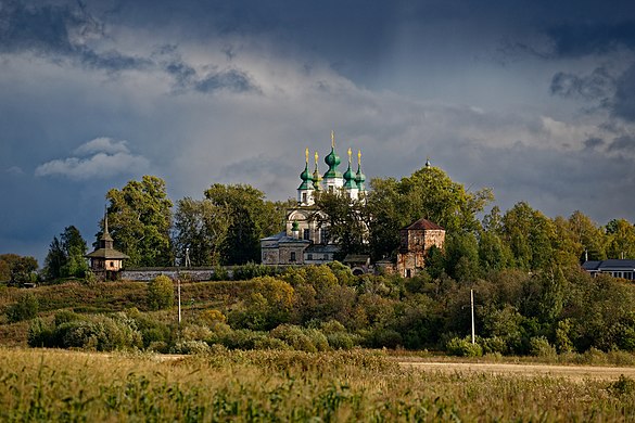 209. Ансамбль Троице-Гледенского монастыря, Морозовица, Великоустюгский район Автор — Sergey Ma-v