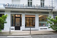 Façade (rénovée en 2023) de l'office de tourisme