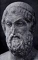 سوفوکل (۴۹۶ق. م-۴۰۶ق. م) (به یونانی: Σοφοκλῆς) یکی از تراژدی‌نویسان یونان باستان است. کشمکش انسان‌ها با تقدیر از اصلی‌ترین درونمایه‌های آثار سوفوکل می‌باشد. یکی از مهم‌ترین ابداعات سوفوکل در نمایش، ورود بازیگر سوم به صحنهٔ تئاتر است.[۲۶]