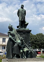 Statue of Jules Ferry in Saint-Dié-des-Vosges.