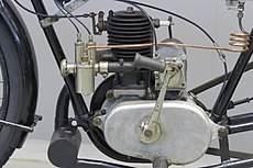 Vanaf 1924 kreeg het Model LW een kickstarter.