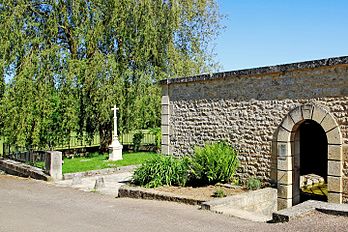 Croix du lavoir.