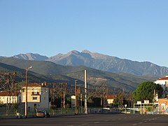 Vista del Canigó des d'Illa