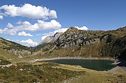Formarinsee mit dem Berg Formaletsch (1,5 km östlich des Sees) im Hintergrund