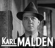 O actor estausunidense Karl Malden en 1953 en a cinta I Confess.